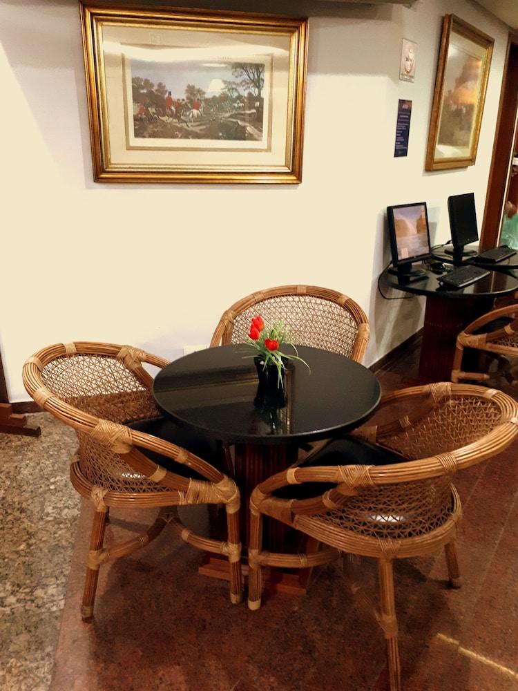 Crillon Palace Hotel لوندرينا المظهر الخارجي الصورة