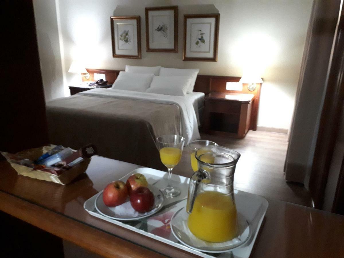 Crillon Palace Hotel لوندرينا المظهر الخارجي الصورة